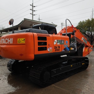 Excavadora Usada Hitachi ZX200 de 20 Toneladas, Original de Japón, con Motor Diésel Turbo Isuzu Confiable - Product Image 2