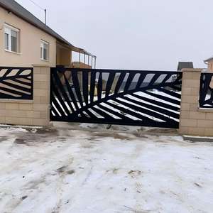 Laserschneiden von verzinkten Stahlzaunelementen für den Außenbereich, Sichtschutz, Terrassentreppen, Balkongeländer, Zäune - Product Image 4