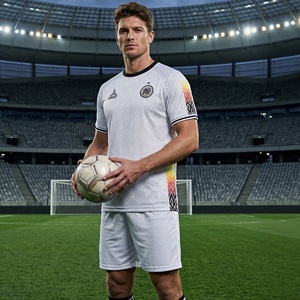 <span class=keywords><strong>Maglia</strong></span> da Calcio Personalizzata HEALY 2026 <span class=keywords><strong>a</strong></span> <span class=keywords><strong>Maniche</strong></span> Corte da Uomo, Asciugatura Rapida, <span class=keywords><strong>Bianca</strong></span>, in Poliestere Sublimato, per Allenamento - Product Image 1