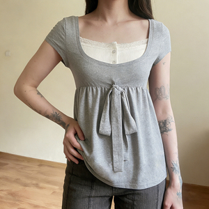 เสื้อท่อนบนแขนสั้นคอเหลี่ยมแต่งลูกไม้สีพื้นสดใส ดีไซน์ผูกเอวทรงเอไลน์ ดูอ่อนเยาว์แบบเสื้อท่อนบนซ้อนชั้น - Product Image 2