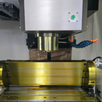 Centre d'usinage vertical CNC VMC1160 à mouvement simple BT40 de haute précision, fraiseuse CNC 3 axes pour le métal