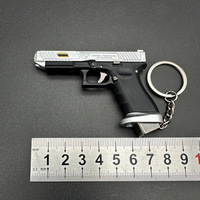 Llavero de lujo TTI G34 con carcasa expulsable 1:3, modelo de pistola de juguete de aleación, modelo estático, para San Valentín y cumpleaños