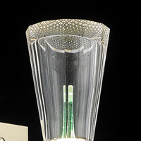 Lustre d'intérieur moderne nordique. Lustre électronique minimaliste créatif. Plafonnier LED pour salon et salle à manger