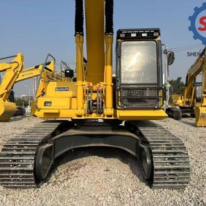 Excavatrice sur chenilles Komatsu jaune d'occasion, modèle PC350, prête à la location - Product Image 3