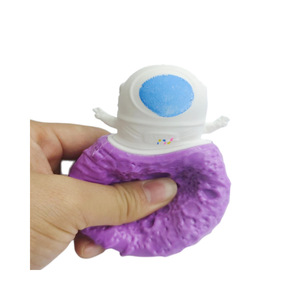 Nouveau jouet créatif en TPR, astronaute lunaire à presser, exploration planétaire douce pour enfants, tasse éducative anti-stress pour enfants - Product Image 3