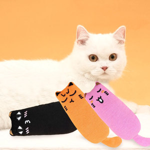 Jouet pour animaux de compagnie anti-stress écologique style dessin animé, plusieurs couleurs, gris, noir, en peluche, à mâcher, avec herbe à chat – Vente chaude - Product Image 1