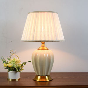 Lámpara de Mesa de Cerámica de Lujo Estilo Americano para Hogar, Estudio o Dormitorio, en Beige y <span class=keywords><strong>Verde</strong></span>, con Alimentación Eléctrica, Elegante <span class=keywords><strong>Luz</strong></span> Decorativa de Noche - Product Image 1