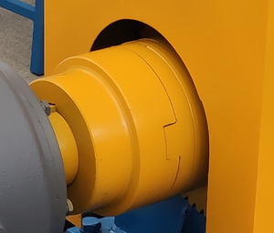 Machine de pressage à molette pour plaques d'isolation de tuyaux d'échappement, fiable et économique, pour bouclage de boucliers thermiques en acier inoxydable - Product Image 3