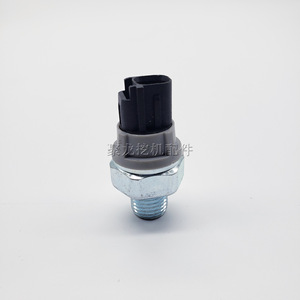 Capteur de pression d'huile Kobelco SK200 210 250 260 350-8 J05 J08E, type jauge filetée, pièces d'excavatrice - Product Image 1