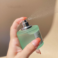 Botol Parfum Silinder 50ml dengan Label yang Dapat Disesuaikan, Dapat Disegel, dan Dicetak Sablon, dengan Tutup Kayu Sekrup