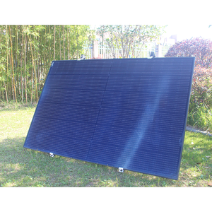 Kit solaire de balcon en stock en Allemagne, panneaux entièrement noirs IP67, montage solaire industriel pour balcon, 800W 220V 50Hz, Plug and Play - Product Image 1