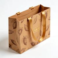 Sacs en papier brun de haute qualité avec logo personnalisé, gaufrage or, sacs en carton pour boutique de chocolat, emballage de luxe pour la vente au détail