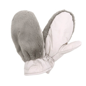 İskandinav Tarzı Kapitone Kısa Suni Kürk Eldivenler %100 Naylon Su Geçirmez Yalıtımlı Çevre Dostu Eldivenler Kalın Sıcak Kayak Bisikleti - Product Image 4