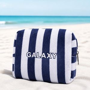 Sac de maquillage personnalisé avec logo, fermeture éclair tendance, grande capacité, rayé, rembourré en tissu doux, idéal pour les plages d'été - Product Image 4