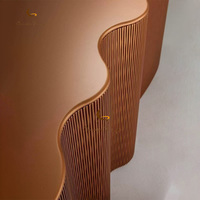 Buffet haut de gamme en bois massif au design italien personnalisé et de luxe avec rangement
