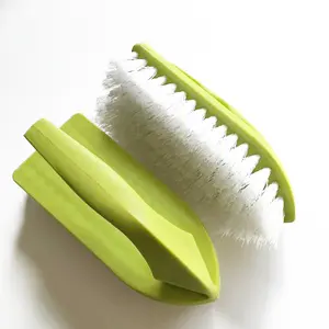 Multifunctional Household Plastic Clothes Scrub Washing Cleaning Brush Green Color Clothes Cleaning Brush