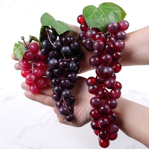 Modèle de grappe de raisins simulée en PVC souple, jouet alimentaire décoratif, décoration de style pastoral pour armoire - Product Image 2