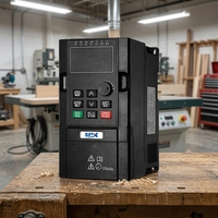 Variateur de fréquence vectoriel monophasé/triphasé haute précision SPX 1,5 kW 220 V CA pour le contrôle de la vitesse du broche de travail du bois avec écran LCD