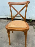 Chaise à dossier croisé en plastique moderne pour événements de mariage, restaurant, salle à manger, hôtel, mobilier commercial pour salon