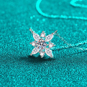 S925 Silver <b>Moissanite</b> <b>Necklace</b> Snowflake Pendant Temperament Fashion Jewelry Factory Wholesale - Product Image 4