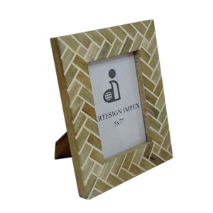 Vente chaude Creative En Bois 5x7 Pouces Rectangulaire Cadre Photo À La Main Écologique Moderne Numérique Style Table Top Affichage - Product Image 3