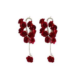 Pendientes Largos de Perlas y Circonitas con Flor de Rosa Roja, que Emiten un Encanto Etéreo y de Alta Gama - Product Image 6