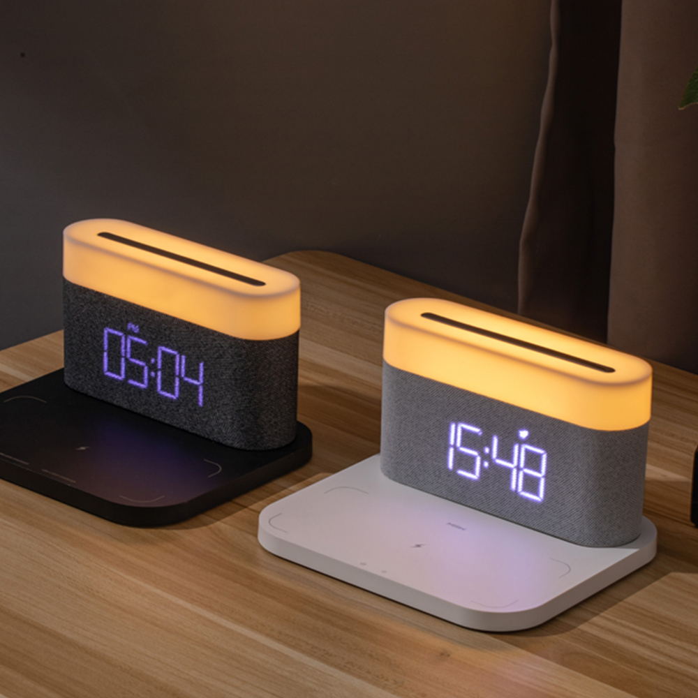 2023 New Tech Desk Bedside 15w Qi Fast Charging 3 in One Digital Alarm Clock Wireless Charger Lamp