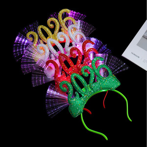Diadema de Alambre Dorado 2026, 23x21cm, Accesorio Luminoso para Fiesta de Año Nuevo - Product Image 4