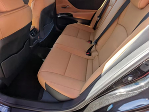 2025 Lexus ES 350 Black Pre Owned Sedan de haute qualité et à bas prix la boîte de vitesses automatique est une grande valeur - Product Image 3