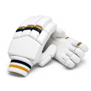 Guantes de Bateo de Críquet Ganvox Global Premium de Cuero Blanco Ligero - Accesorios para Entrenamiento y Partidos Profesionales en Todas las Estaciones - Product Image 4