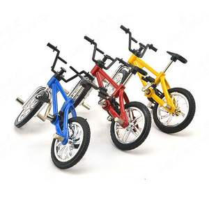 Pièces de décoration miniatures pour carrosserie de voiture RC, vélo et toit de modèle réduit, pour la personnalisation DIY des carrosseries de modèles de camions RC tout-terrain et de crawlers - Product Image 2