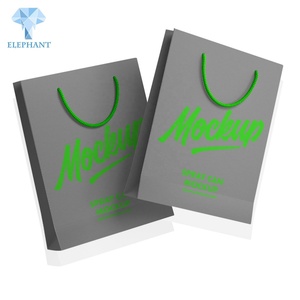 Sacs d'emballage noirs personnalisés à bas prix, 100 g/m², 120 g/m², 250 g/m², sacs en papier de grande taille avec logo, vente en gros - Product Image 2