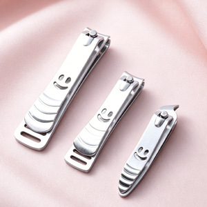 Cortauñas Inclinados con Diseño de Cara Sonriente, Pequeños Cortauñas Inclinados de Acero Inoxidable, Proveedor de Herramientas para el Cuidado de Uñas en el Hogar - Product Image 1