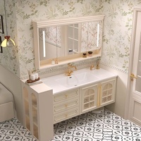 Ensemble de meuble-lavabo de salle de bain en chêne de style français avec vasque en céramique intégrée, comptoir en quartz, meuble sous-vasque couleur crème et miroir intelligent