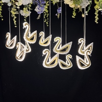 LT250060-100 Chambre Led Lustre Pendentif Lumière pour Chambre 10 Têtes Lustre Led Moderne pour la Décoration de Fête