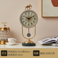 Horloge de table éléphant en laiton de luxe léger, populaire sur TikTok, cadran coloré, silencieuse, à piles, décoration d'intérieur, best-seller