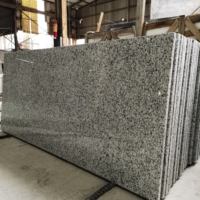 Granit blanc de Chine de haute qualité, préfabriqué pour les comptoirs de cuisine, les meubles de salle de bain, l'utilisation en extérieur - Écologique