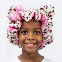Bonnet de nuit en gros pour enfants, extérieur en peluche, intérieur en satin, bord festonné, nœud, oreilles d'ours, 28 cm de diamètre, assortiment de six couleurs pour filles
