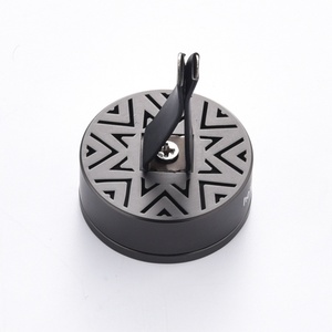 น้ำหอมปรับอากาศในรถยนต์ Super Abrazine Black ดีไซน์เรียบหรู พร้อมโลโก้ - Product Image 4