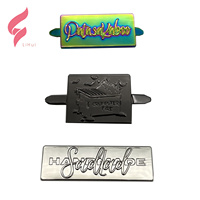 Plaques de logo métalliques gravées personnalisées écologiques Lihui avec nom de marque et lettres, étiquettes de logo métalliques personnalisées pour portefeuille