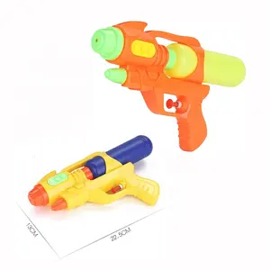 저렴한 카니발 도매 휴대용 여름 필수품 물 놀이 장난감 성인용 고압 어린이 물총