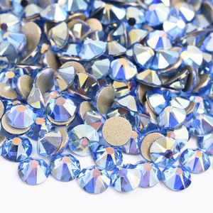 Vente en gros SS6 SS12 SS16 SS20 cristal clair 16 <span class=keywords><strong>facettes</strong></span> taillées <span class=keywords><strong>diamant</strong></span> Strass verre Flatback cristal strass pour le bricolage - Product Image 6