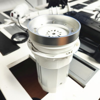 Tomada de Torre Retrátil/Pop-up Hidráulica Embutida em Mármore para Bancada de Cozinha / Tomada Retrátil/Pop-up Integrada Oculta para Bancada de Cozinha