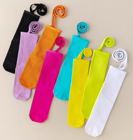Chaussettes de Pilates mi-mollet respirantes et antidérapantes en dentelle, personnalisables, pour femmes, idéales pour le yoga et les sports d'intérieur (vente en gros)
