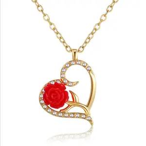 New hot selling love rose necklace cold wind simple diamond women's necklace wild personality heart pendant