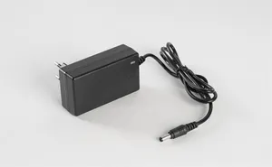 工場卸売ツインファミコンポータブルDVDプレーヤー充電器12VDC 1.5アンペア電源