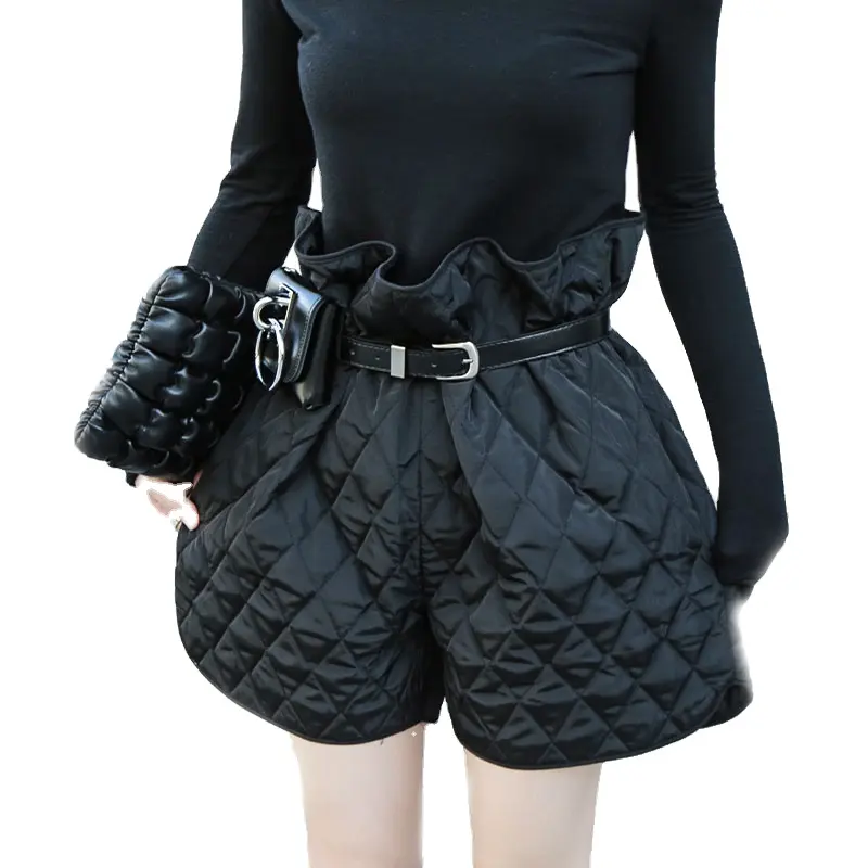 2023 China fashion Women Shorts warm winter shorts vintage sexy with belt wholesale drop ship black match all