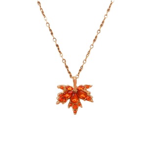 Collar con colgante de hoja de arce de acero inoxidable con cristales rojos para mujeres y hombres, joyería de regalo, cadena de clavícula a la moda - Product Image 5