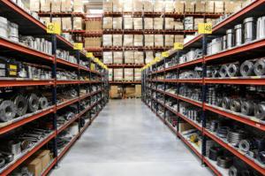 Systèmes de Stockage en Acier pour Entrepôt : Unités de Rayonnage Entraînement Direct et Solutions de Rangement pour Garages et Entrepôts - Product Image 4