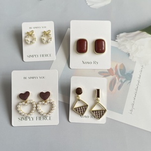 Stampa del logo della carta del supporto dell'esposizione dell'orecchino di carta bianca ecologica personalizzata per le carte di visualizzazione dell'imballaggio del perno dell'orecchio dei gioielli con il foro - Product Image 2